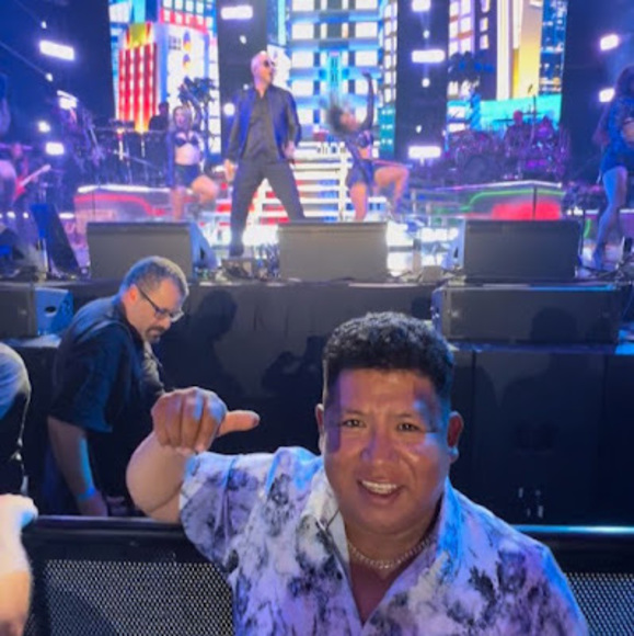 Meet your Posher, Darvelino - Picture 1 of 1